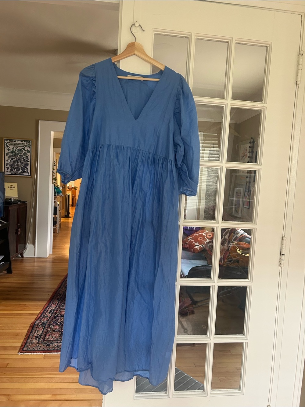 Relaxed V-Neck Midi Dress in Dusty Blue M/L